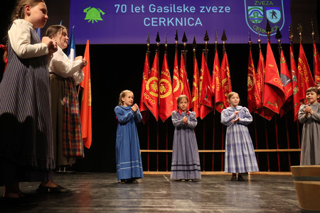 SVEČANA SEJA  GASILSKE ZVEZE CERKNICA 42 FOTO LJUBO VUKELIČ